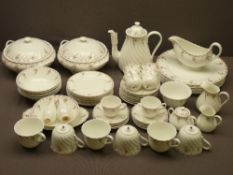 WEDGWOOD 'PINK GARLAND' tea and dinnerware, approximately seventy pieces