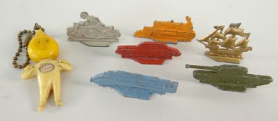 VINTAGE MONOPOLY COUNTERS (6) & ESSO OIL DROP KEY PENDANT