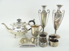 ASSORTED ENGLISH HALLMARKED SILVER to include Edward VII silver bachelors teapot, pair Edward VII