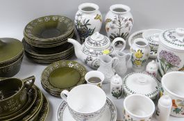 ASSORTED PORTMEIRION 'BOTANIC GARDEN' & 'TOTEM' PATTERN DINNERWARE
