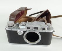 CASED LEICA D.R.P NO.330781 CAMERA (no lens)