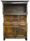 EARLY EIGHTEENTH CENTURY SNOWDONIA CWPWRDD TRIDARN in oak, having an open canopy, three frieze