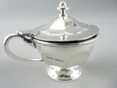 SILVER MUSTARD POT & LINER of faceted form on pedestal base 1932 Sheffield, Sydney Hall & Co 3.1