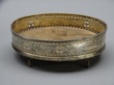 GEORGIAN SILVER CRUET STAND with wooden base and claw feet London 1783 Robert Hennell A/F