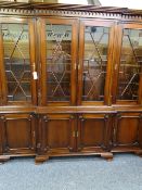 MAHOGANY BOOKCASE. FINE REPRODUCTION FLOOR-STANDING BREAKFRONT BOOKCASE having 4 astragal paned