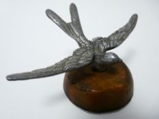 VINTAGE CAR MASCOT - SWIFT BIRD by Swift Cars Coventry, circa 1920s, 4cms H, 13cms Span.