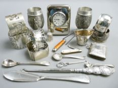 SMALL SILVER & OTHER METALWARE: A QUANTITY to include a chased decorated napkin ring and three