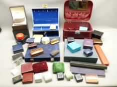 VINTAGE & OTHER JEWELLERY DISPLAY BOXES & CASES: A QUANTITY