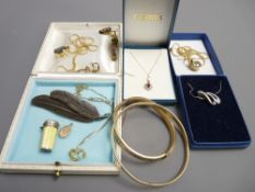 VINTAGE & LATER JEWELLERY: A QUANTITY to include a small sterling silver and enamel container with