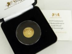 CASED HARRINGTON & BYRNE GOLD HALF SOVEREIGN 2019 commemorating Centenary of Remembrance in 22ct
