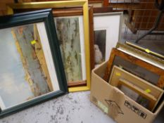 LARGE ASSORTMENT OF FRAMED PICTURES smaller pictures in a box and loose (26)