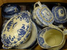 19TH CENTURY & LATER BLUE & WHITE TABLEWARE, a quantity