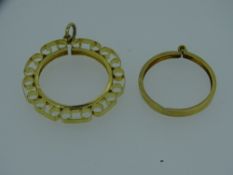 TWO NINE CARAT GOLD SOVEREIGN MOUNTS, 2.9 and 1grm each