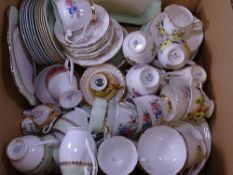 VINTAGE TEAWARE, a mixed quantity