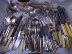 VINTAGE & LATER CUTLERY, mixed loose quantity, including King's pattern, mother of pearl handled