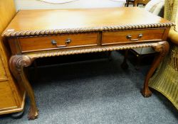 MODERN GEORGIAN-STYLE CARVED HARDWOOD SIDE TABLE, fitted two frieze drawers, carved legs, 110 x