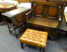 REPRODUCTION CARVED OAK MONKS BENCH, 91 x 48 x 71cms, reproduction Georgian-style leather