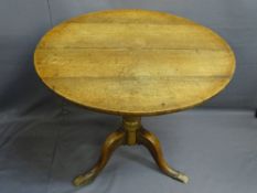 ANTIQUE OAK TILT-TOP TRIPOD TABLE, 71cms H, 82.5cms D top
