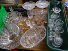 VINTAGE & LATER MIXED GLASSWARE to include two sweetmeat comports, grape and vine decorated drinking