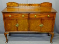 VINTAGE MAHOGANY RAILBACK SIDEBOARD, 110cms overall H, 136cms W, 48cms D