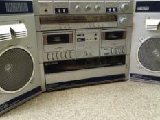 VINTAGE AMSTRAD HIFI SYSTEM WITH SPEAKERS E/T