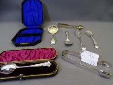 PAIR OF PLAIN FIDDLE PATTERN SILVER SUGAR TONGS, 1.5 troy ozs, Exeter 1839, a cased presentation