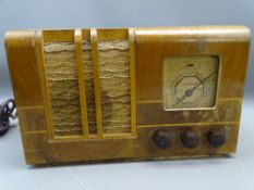 FERGUSON MODEL 909U VINTAGE WOODEN CASED VALVE RADIO, circa 1937