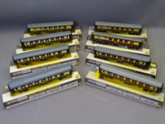 MODEL RAILWAY - Wrenn Pullman coaches (eight), W6001 AG Agatha, W6001 B car no. 86, W6002 Aries,