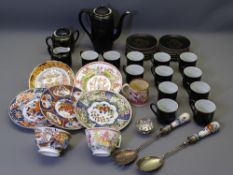 CONTINENTAL CABINET CHINA & SIMILAR ITEMS including platters, Spanish 'Bidasoa' platters, a pair,