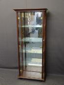 MODERN MAHOGANY EFFECT GLASS DISPLAY CABINET with mirror back, 179cms H, 75cms W, 40cms D