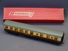 MODEL RAILWAY - Hornby Dublo 4070 WR restaurant car, boxed with packing rings