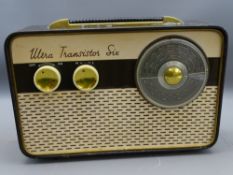 ULTRA TRANSISTOR SIX VINTAGE RADIO, 19.5cms H, T25DA, 1940 Brown Bakelite