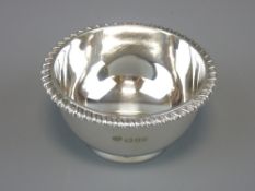 CIRCULAR SILVER BOWL, London 1936, maker 'Goldsmiths & Silversmiths Company', with raised foot and