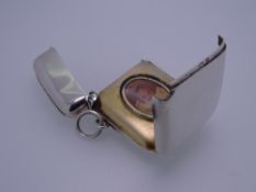 SILVER VESTA/PHOTO LOCKET, of plain form with hinged side lid revealing a photo frame by