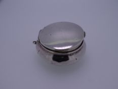 SILVER SNUFF BOX, circular plain with hinged lid by H C Freeman, Birmingham 1904,0.5ozs