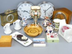 CLOCKS & COLLECTABLES, mixed quantity, including two vintage and two modern kitchen wall clocks,