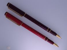 WATERMAN - Vintage (late 1980s-1990s) Red Marble Waterman Centurion fountain pen with gold trim