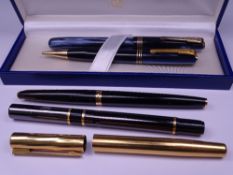WATERMAN - Vintage (1940s-50s) Striated Pearlescent Blue Waterman 513 fountain pen and pencil set,