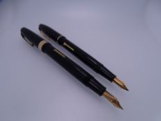 CONWAY STEWART - Vintage (1950s) Black Conway Stewart No.15 fountain pen with gold trim and 14ct
