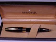 SHEAFFER - Vintage (1959-1968) Black Sheaffer PFM III fountain pen with gold trim and wide cap