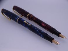 CONWAY STEWART - Vintage (mid-1950s) Blue Marble with Brown Veins Conway Stewart No. 12 fountain pen
