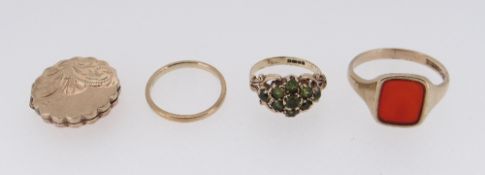 22CT GOLD WEDDING BAND, 9ct gold carnelian ring, another 9ct gold dress ring and 9ct gold locket