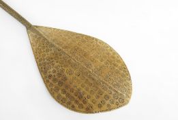 AUSTRAL ISLANDS PADDLE, French Polynesia, 114cms Condition Report: blade broken and reglued, pale