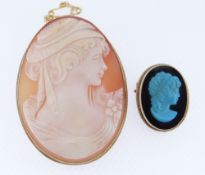 9CT GOLD CARVED CAMEO BROOCH TOGETHER WITH 9ct gold small carved onxy cameo brooch in Lynn Thomas