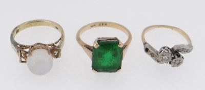 9CT GOLD AND PLATINUM DIAMOND ILLUSION SET RING, together with a 9ct gold and 14ct gold dress rings,