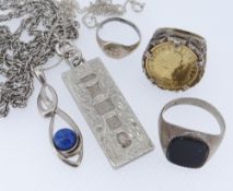 ASSORTED JEWELLERY TO INCLUDE SILVER ONYX RING, silver pendant on chain, silver ingot on chain,