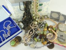 ASSORTED COSTUME JEWELLERY & VARIOUS COINS to include commemoratives