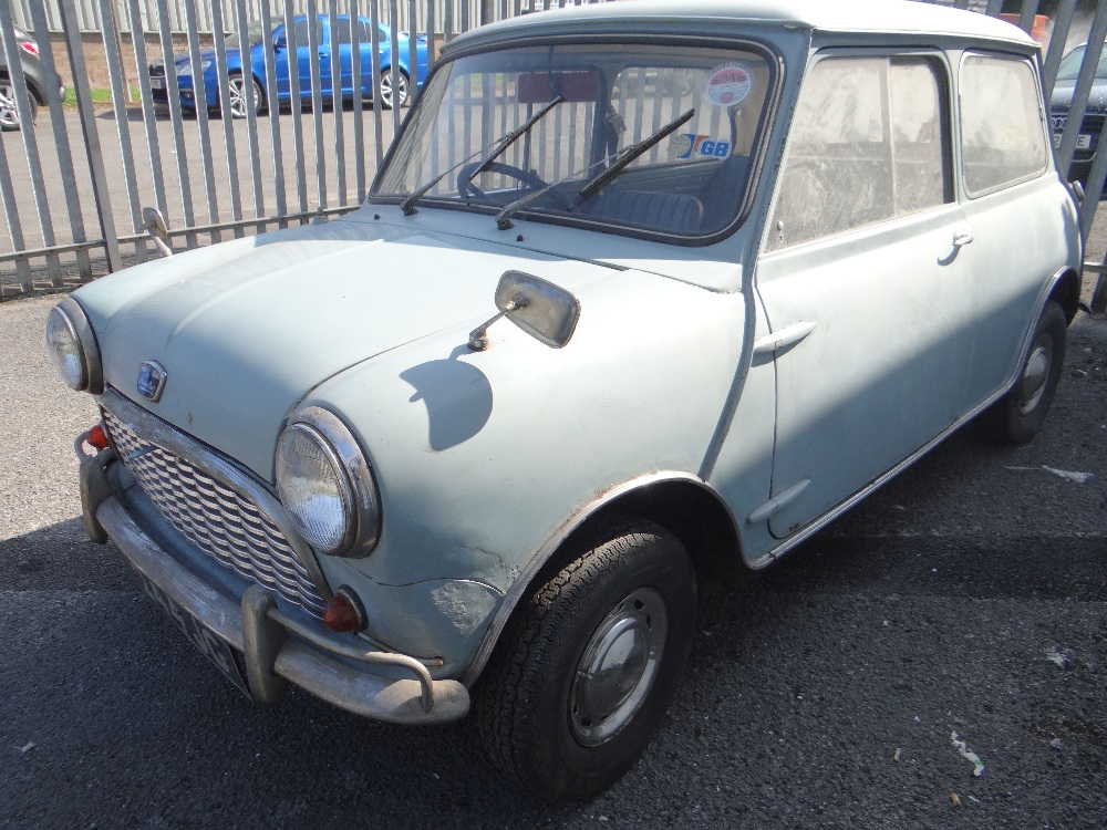 1963 AUSTIN MARK 1 MINI PETROL 848CC HAVING DATELESS/CHERISHED NUMBER PLATE '244 JG', in grey with - Image 5 of 79