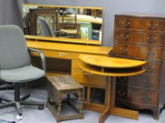 MID-CENTURY/REPRODUCTION FURNITURE PARCEL to include a serpentine front six drawer chest, 120cms