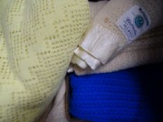 QUANTITY OF BLANKETS/BEDSPREADS, an assortment